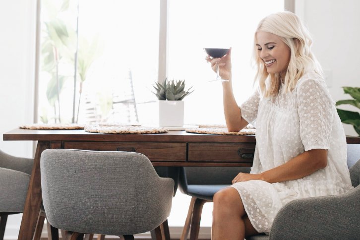 girl drinking mocktail