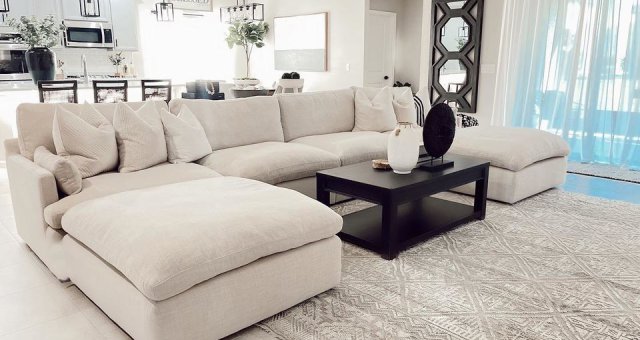 Modular furniture sectional